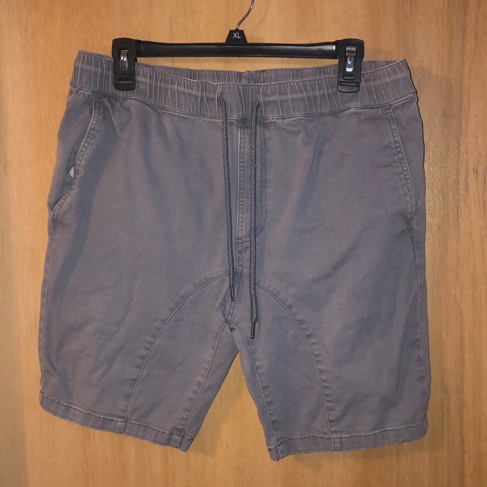 Men’s Revolution shorts